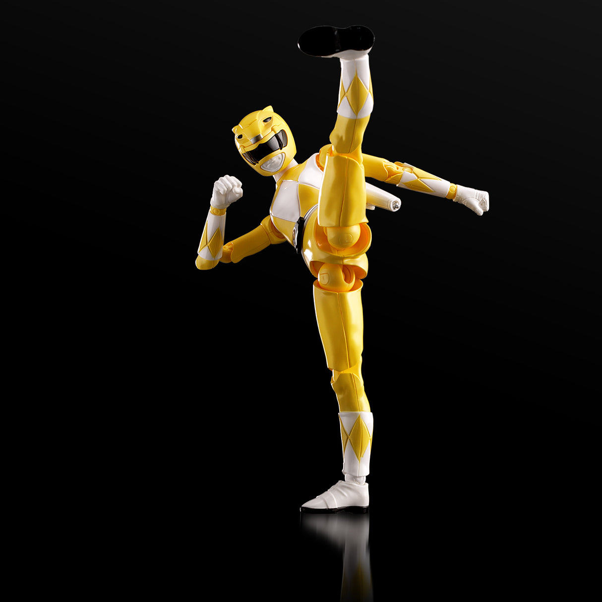 Power Rangers Flame Toys Furai Model: Yellow Ranger