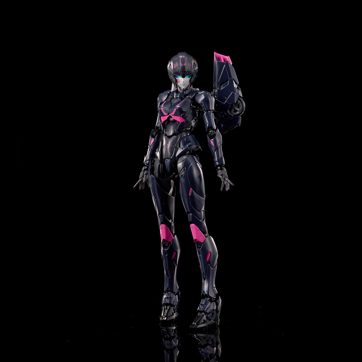Transformers Flame Toys Furai Model: Black Arcee