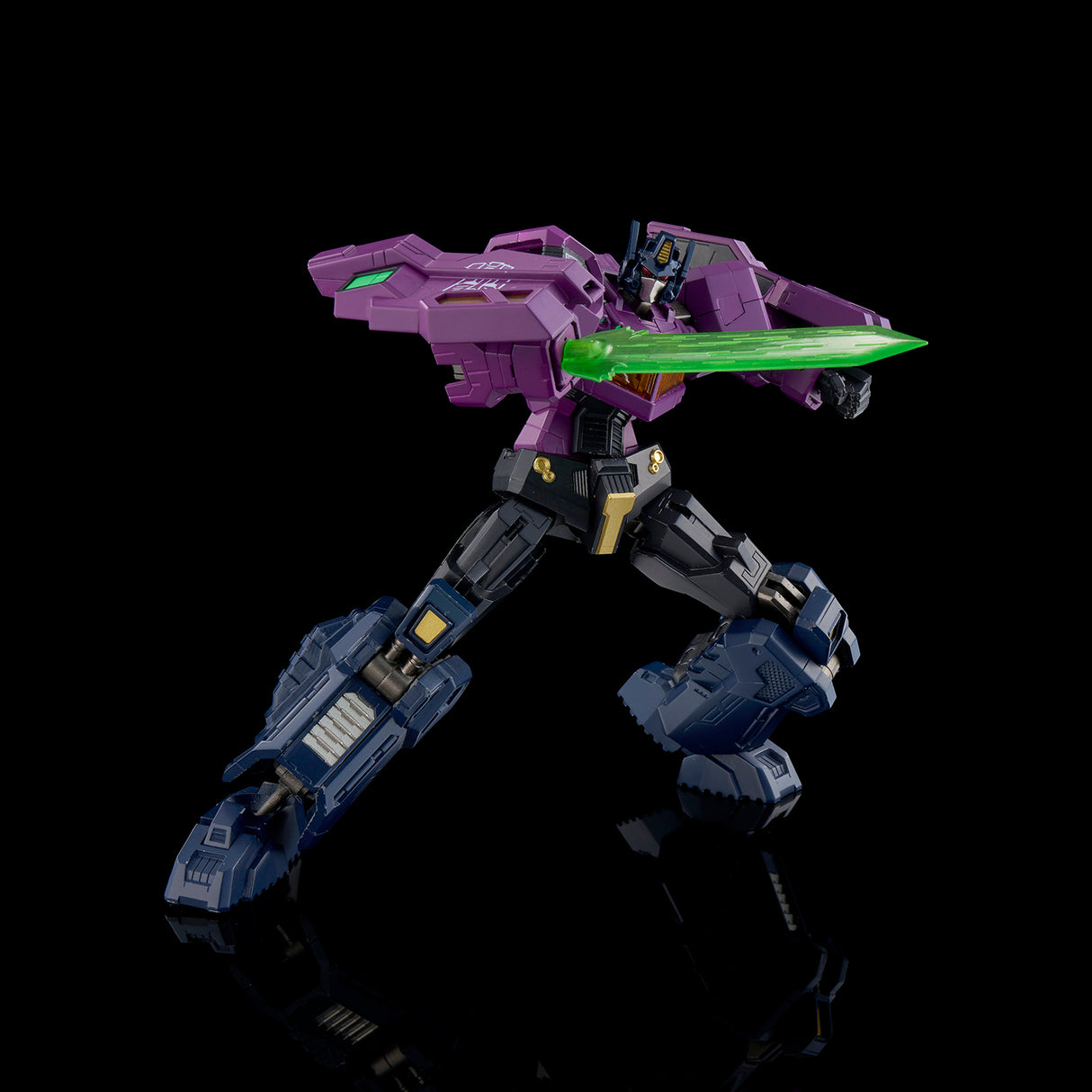 [Furai Model]Shattered Glass Optimus Prime (2008)