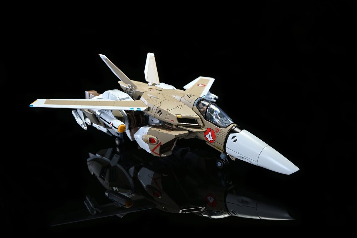 Robotech [Hen Dou Ryoku] Veritech VF-1A Transformable Action Figure