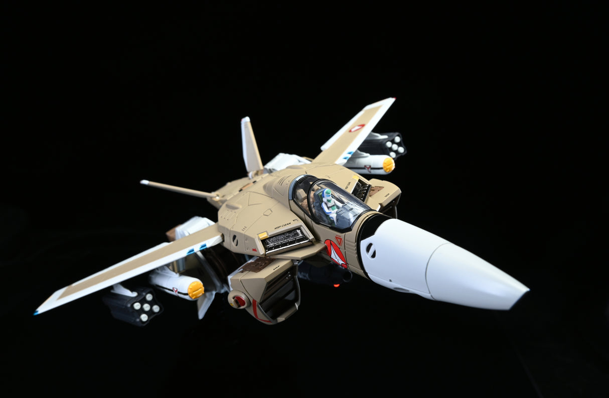 Robotech [Hen Dou Ryoku] Veritech VF-1A Transformable Action Figure