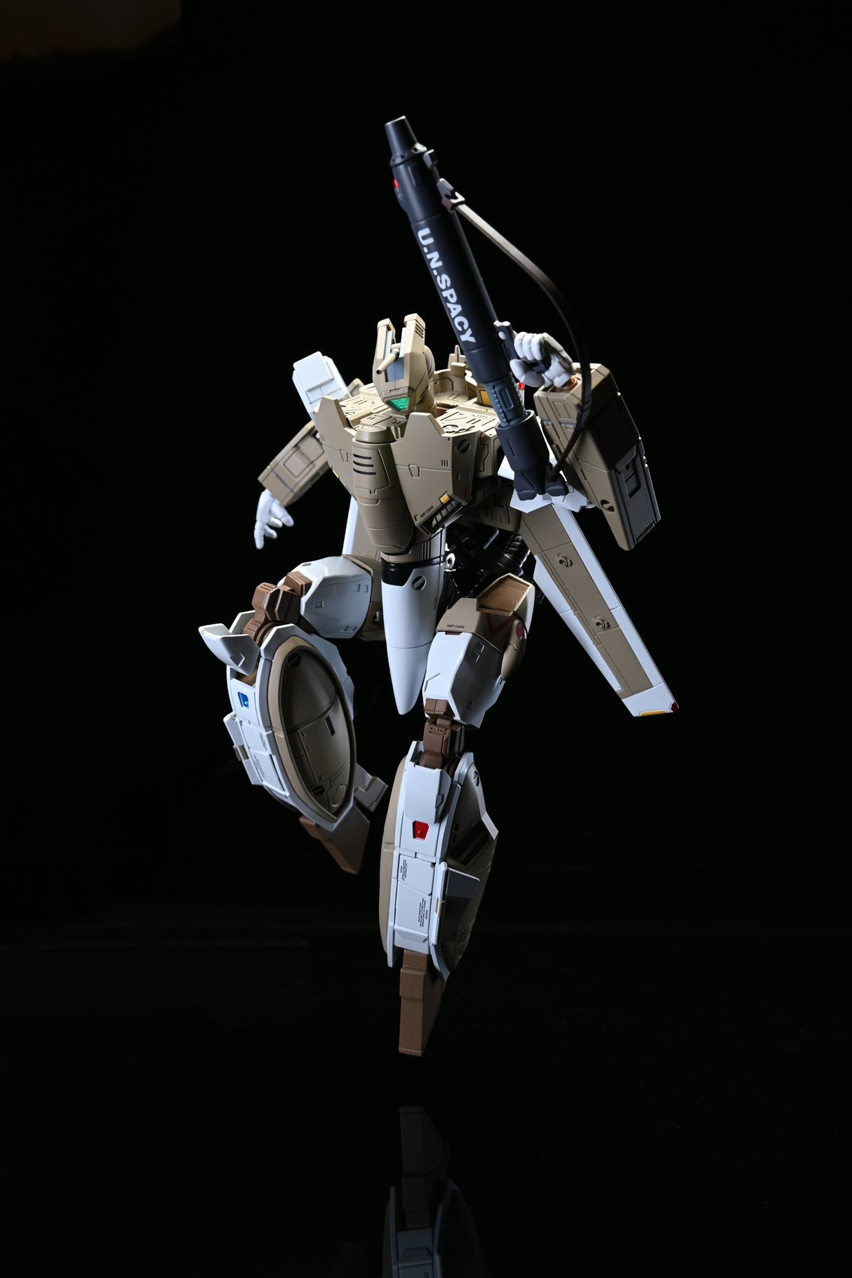 Robotech [Hen Dou Ryoku] Veritech VF-1A Transformable Action Figure