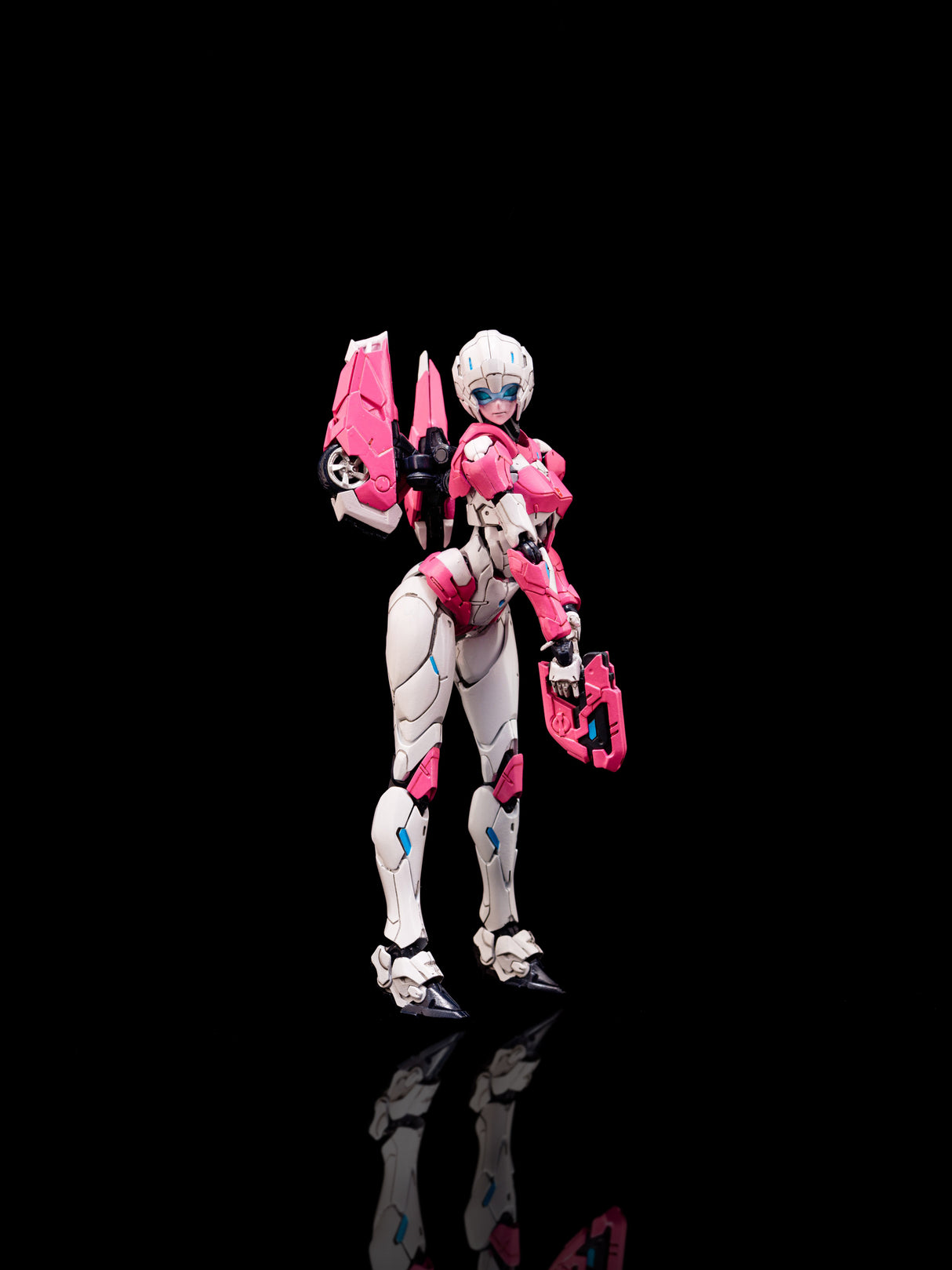 Transformers Flame Toys Furai Model: Arcee